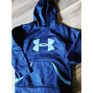 Under Armour sweat shirt